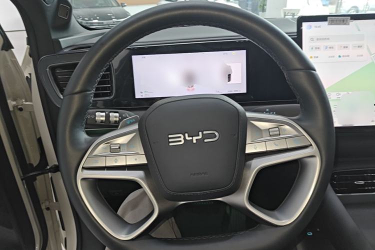 Used BYD Sealion 06 New Energy 2025 Model DM-i 170 Navigation Plus Edition Steering Wheel