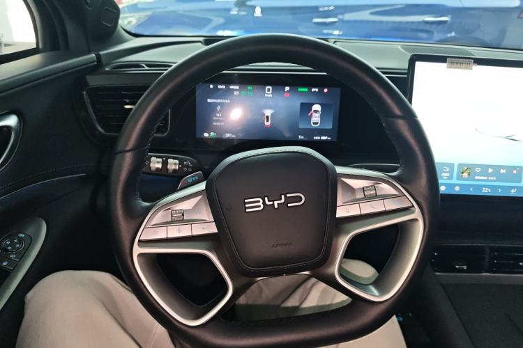 Used BYD Sealion 06 New Energy 2025 Model EV 605 Navigation Plus Edition Steering Wheel