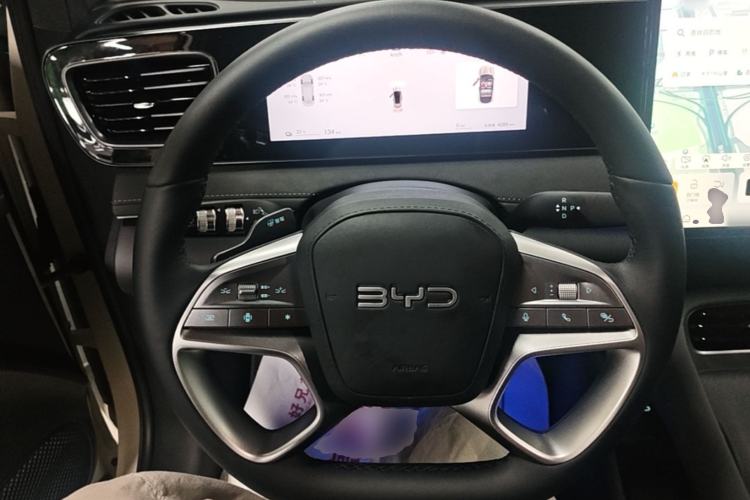 Used BYD Sealion 06 New Energy 2025 Model EV 605 Navigation Pro Edition Steering Wheel
