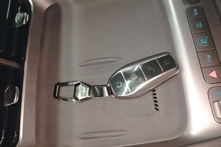 Used BYD Sealion 06 New Energy 2025 Model DM-i 170 Navigation Pro Edition Vehicle Key