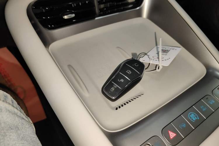Used BYD Sealion 06 New Energy 2025 Model DM-i 170 Navigation Pro Edition Vehicle Key