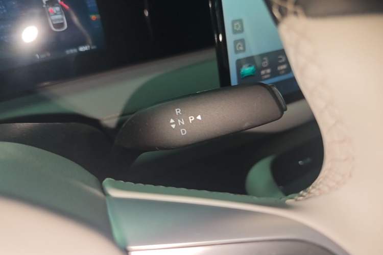 Used BYD Sealion 06 New Energy 2025 Model EV 605 Navigation Pro Edition Gear Lever