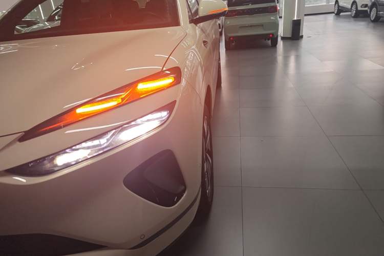 Used BYD Sealion 06 New Energy 2025 Model EV 605 Navigation Pro Edition Left Front Headlight