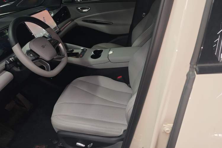 Used BYD Sealion 06 New Energy 2025 Model EV 605 Navigation Pro Edition Left Front Seat