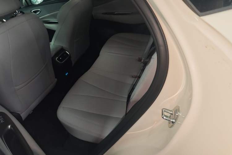 Used BYD Sealion 06 New Energy 2025 Model EV 605 Navigation Pro Edition Left Rear Seat