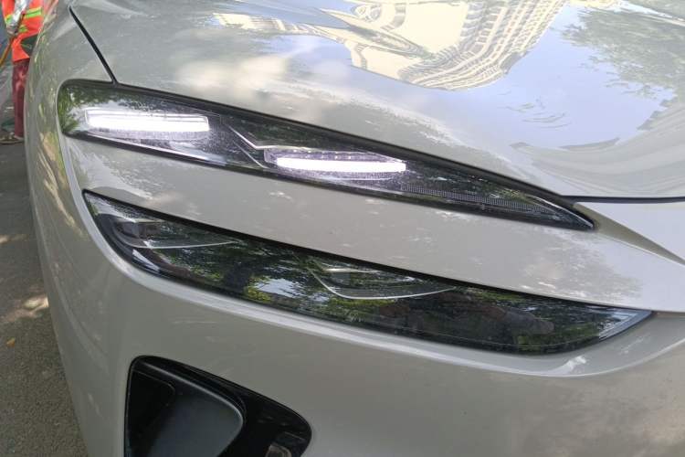 Used BYD Sealion 06 New Energy 2026 EV 710 Long-Range Flagship Edition Right Front Headlight
