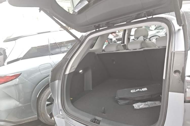 Used BYD Sealion 06 New Energy 2026 EV 605 Navigation Edition Trunk