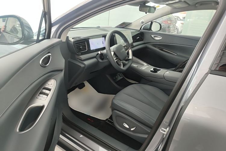 Used BYD Sealion 06 New Energy 2026 EV 710 Long-Range Edition Driver Seat