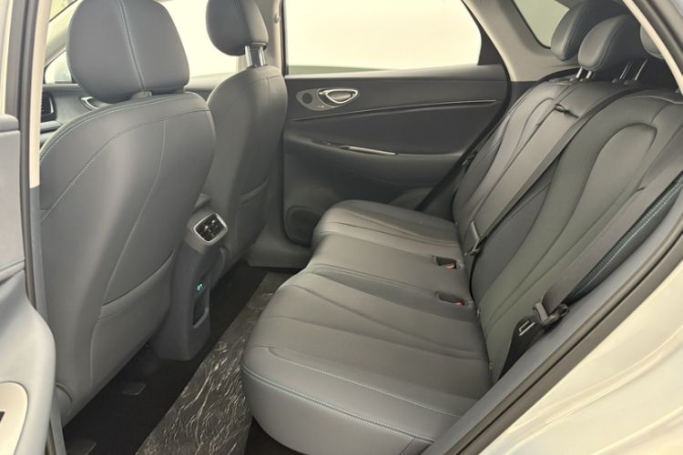 Used BYD Sealion 06 New Energy 2026 EV 710 Long-Range Flagship Edition Interior 4