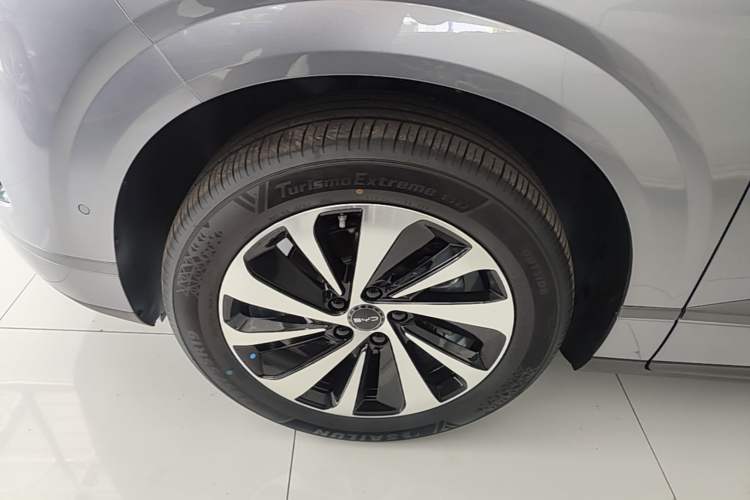 Used BYD Sealion 06 New Energy 2026 EV 710 Long-Range Edition Left Front Wheel Hub
