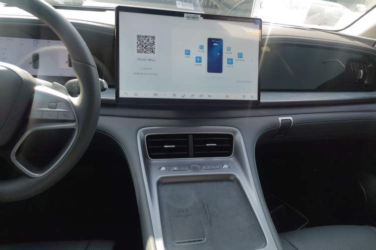 Used BYD Sealion 07 DM-i 2025 135 High-Performance LiDAR Version Audio And AC Panel