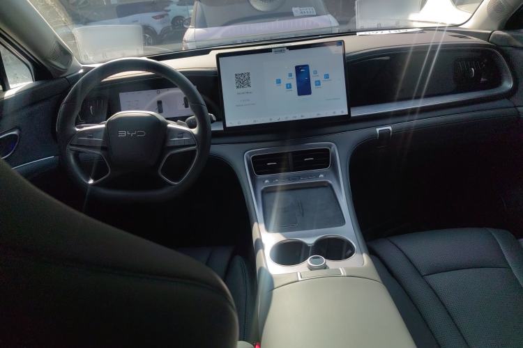 Used BYD Sealion 07 DM-i 2025 135 High-Performance LiDAR Version Center Console