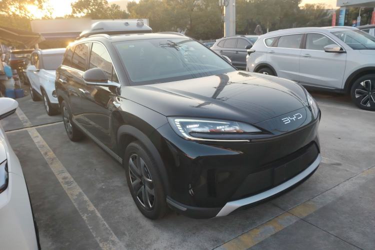 Used BYD Sealion 07 DM-i 2025 150 Flagship+ Edition Front Right 45 Deg