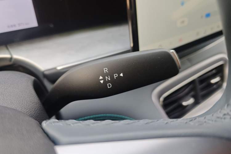 Used BYD Sealion 07 DM-i 2025 150 Flagship+ Edition Gear Lever