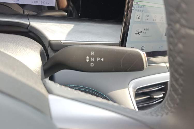 Used BYD Sealion 07 DM-i 2025 150 Flagship+ Edition Gear Lever