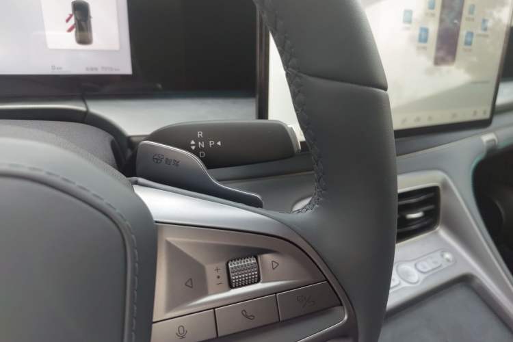 Used BYD Sealion 07 DM-i 2025 135 High-Performance LiDAR Version Gear Lever