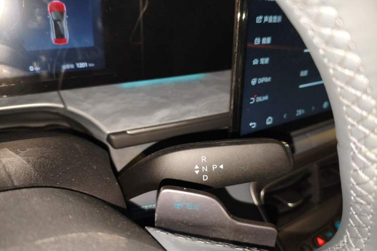 Used BYD Sealion 07 DM-i 2025 135 High-Performance LiDAR Version Gear Lever