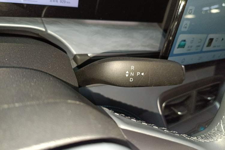 Used BYD Sealion 07 DM-i 2025 150 Flagship+ Edition Gear Lever