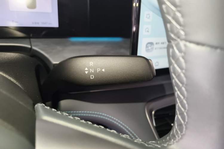 Used BYD Sealion 07 DM-i 2025 150 Flagship+ Edition Gear Lever