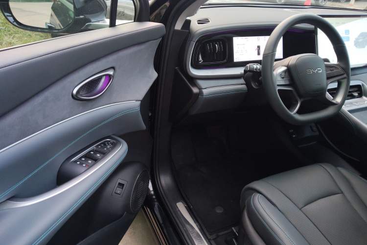 Used BYD Sealion 07 DM-i 2025 150 Flagship+ Edition Interior 3