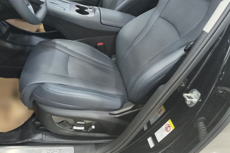 Used BYD Sealion 07 DM-i 2025 150 Flagship+ Edition Interior 3
