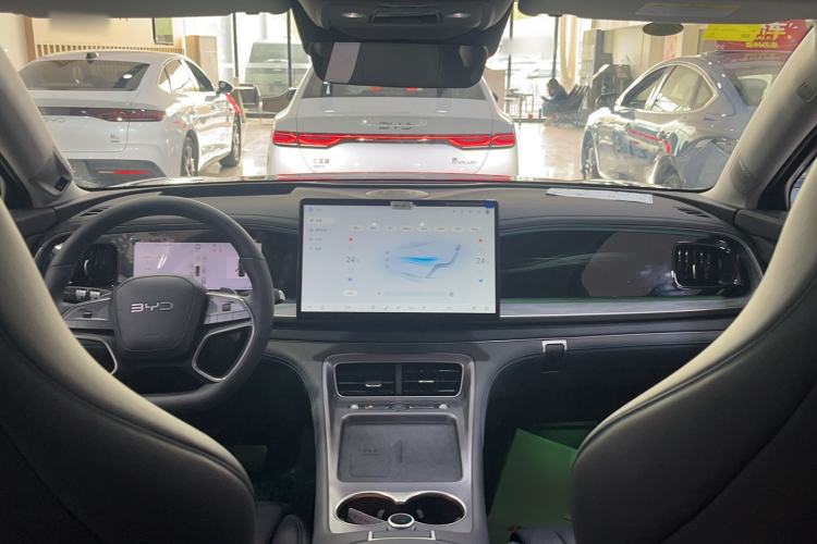 Used BYD Sealion 07 DM-i 2025 135 High-Performance LiDAR Version Interior 3