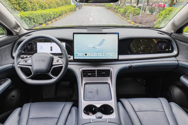 Used BYD Sealion 07 DM-i 2025 150 Flagship+ Edition Interior 3