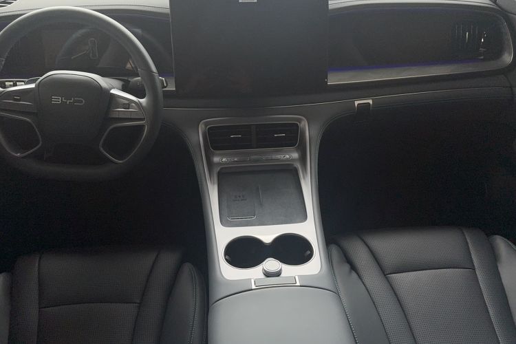 Used BYD Sealion 07 DM-i 2025 150 Flagship+ Edition Interior 5