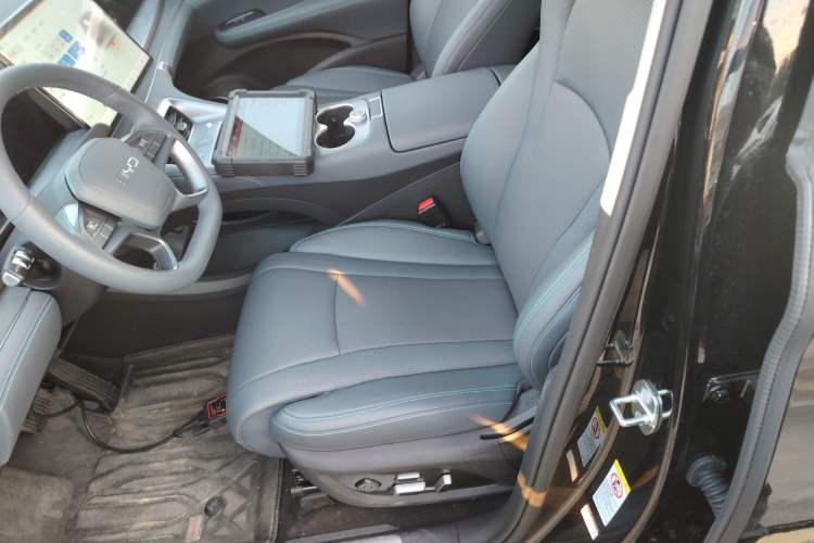 Used BYD Sealion 07 DM-i 2025 150 Flagship+ Edition Left Front Seat
