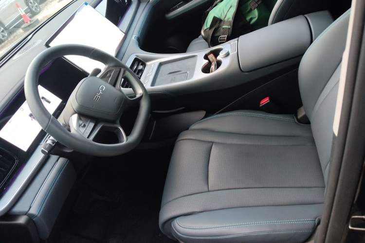 Used BYD Sealion 07 DM-i 2025 150 Flagship+ Edition Left Front Seat