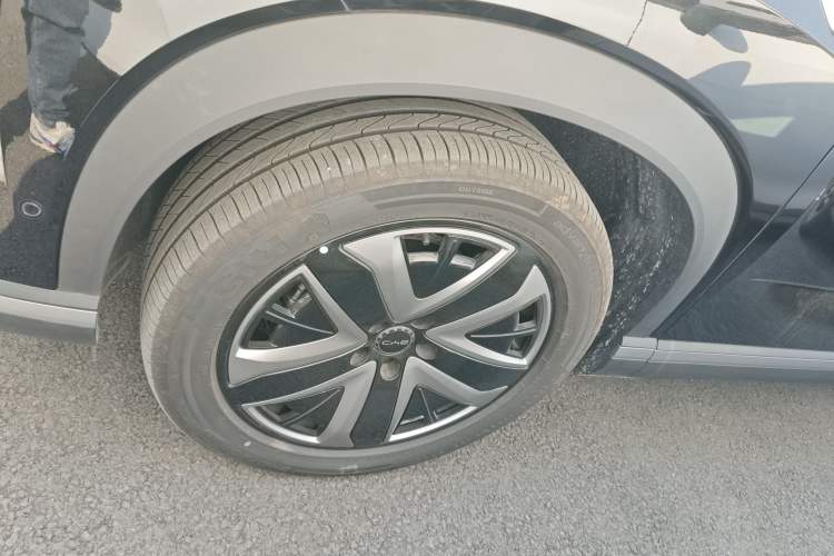 Used BYD Sealion 07 DM-i 2025 150 Flagship+ Edition Left Front Wheel Hub