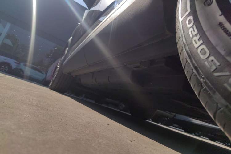 Used BYD Sealion 07 DM-i 2025 135 High-Performance LiDAR Version Left Side Sill