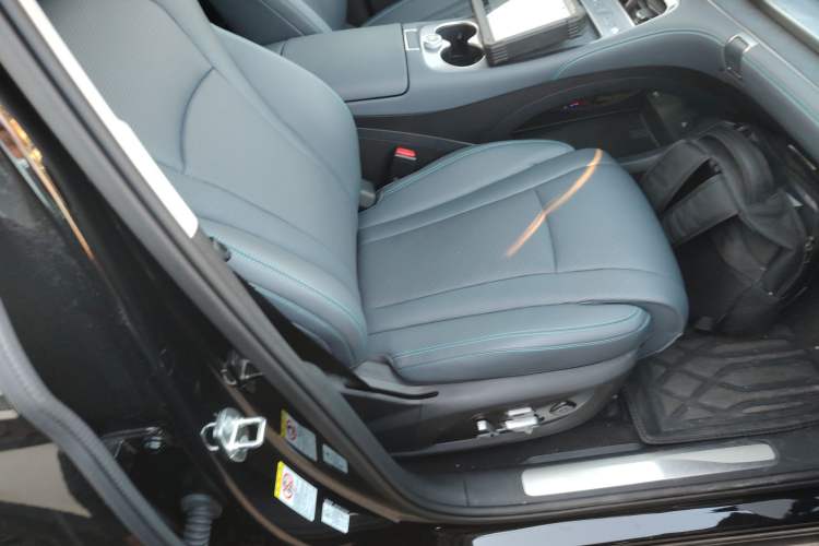 Used BYD Sealion 07 DM-i 2025 150 Flagship+ Edition Right Front Seat