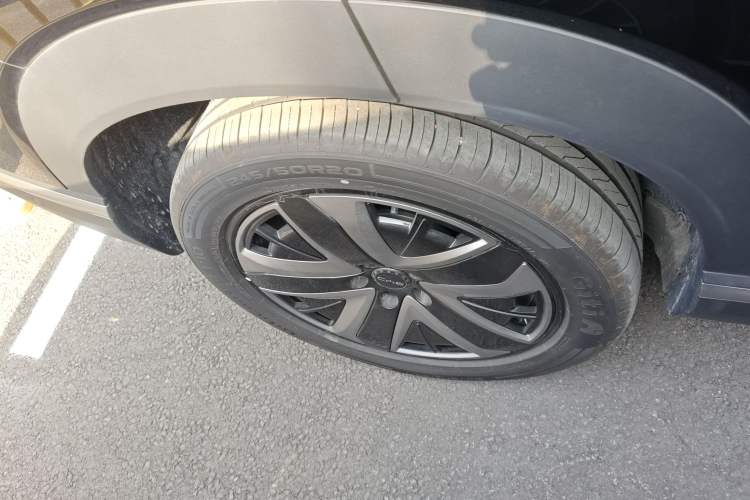 Used BYD Sealion 07 DM-i 2025 150 Flagship+ Edition Right Rear Wheel Hub