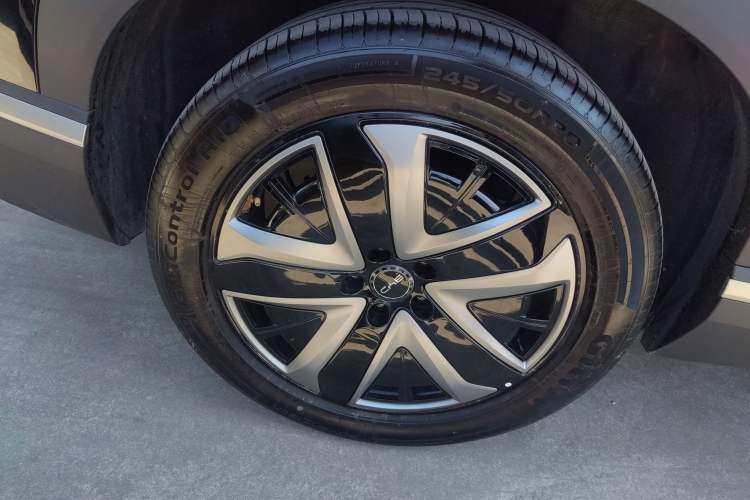 Used BYD Sealion 07 DM-i 2025 135 High-Performance LiDAR Version Right Rear Wheel Hub