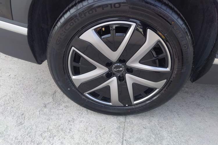 Used BYD Sealion 07 DM-i 2025 135 High-Performance LiDAR Version Right Rear Wheel Hub