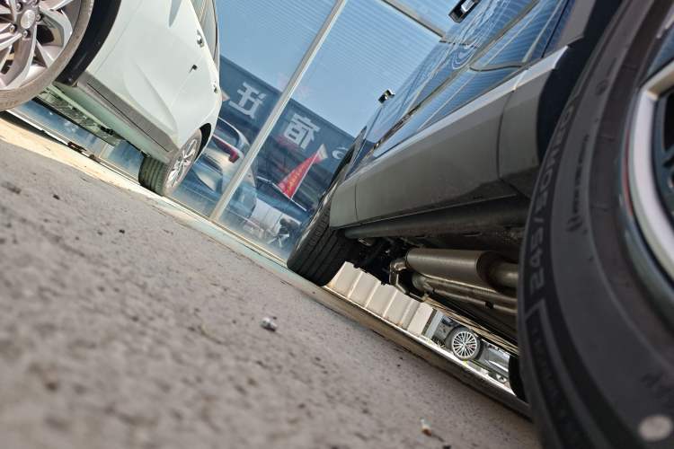 Used BYD Sealion 07 DM-i 2025 150 Flagship+ Edition Right Side Sill
