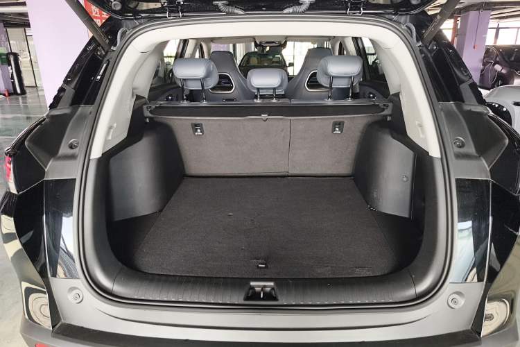 Used BYD Sealion 07 DM-i 2025 150 Flagship+ Edition Trunk