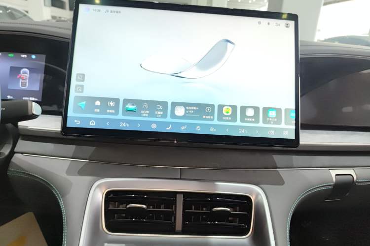 Used BYD Sealion 07 DM-i 2025 150 Flagship+ Edition Audio And AC Panel