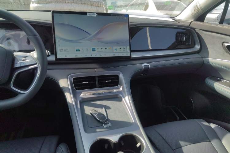 Used BYD Sealion 07 DM-i 2025 150 Flagship+ Edition Audio And AC Panel