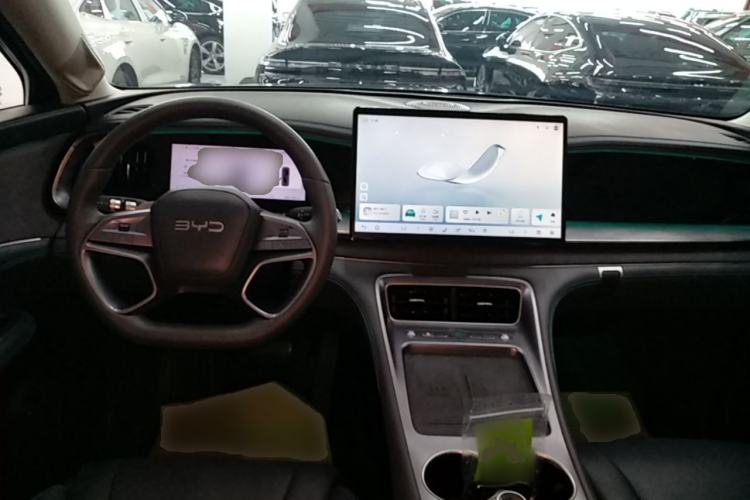 Used BYD Sealion 07 DM-i 2025 150 Flagship+ Edition Center Console