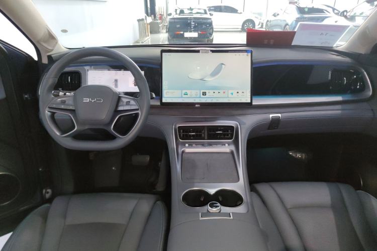 Used BYD Sealion 07 DM-i 2025 150 Flagship+ Edition Center Console