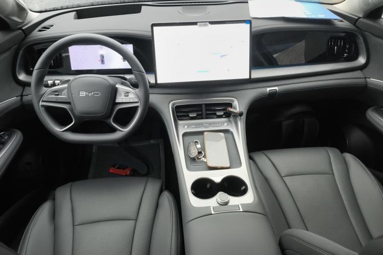 Used BYD Sealion 07 DM-i 2025 135 High-Performance LiDAR Version Center Console