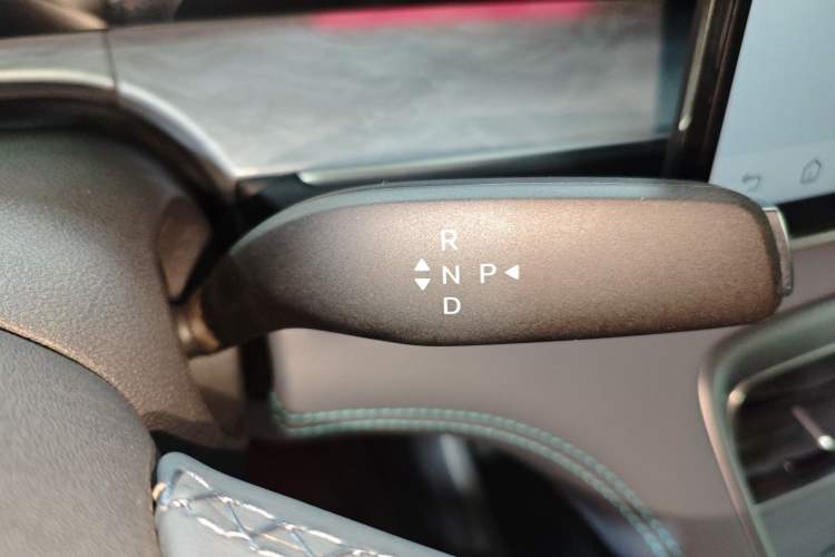 Used BYD Sealion 07 DM-i 2025 135 High-Performance LiDAR Version Gear Lever