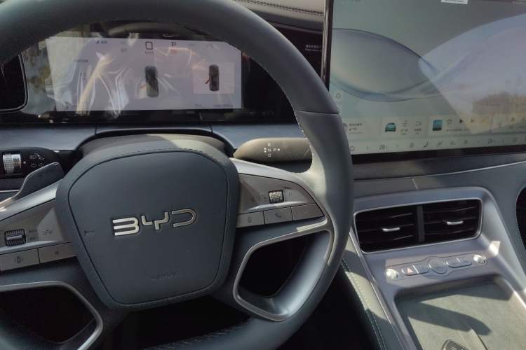 Used BYD Sealion 07 DM-i 2025 150 Flagship+ Edition Gear Lever