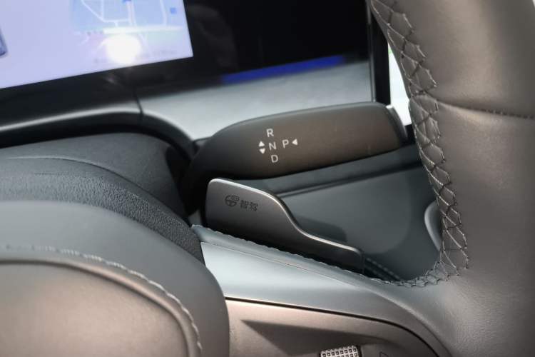 Used BYD Sealion 07 DM-i 2025 135 High-Performance LiDAR Version Gear Lever