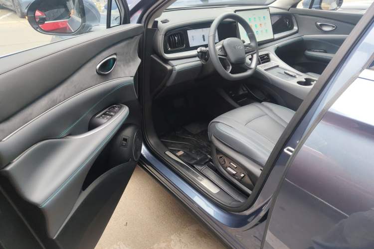 Used BYD Sealion 07 DM-i 2025 150 Flagship+ Edition Interior 3