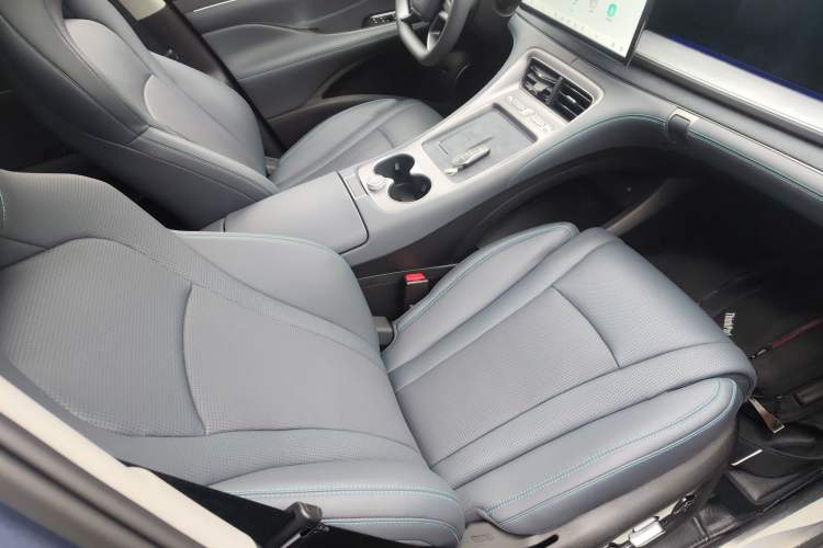 Used BYD Sealion 07 DM-i 2025 150 Flagship+ Edition Right Front Seat