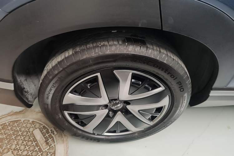 Used BYD Sealion 07 DM-i 2025 150 Flagship+ Edition Right Rear Wheel Hub
