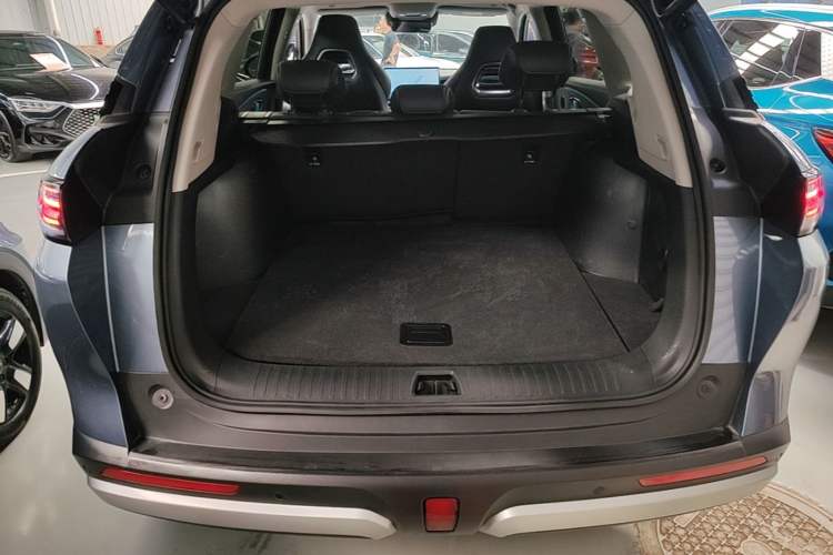 Used BYD Sealion 07 DM-i 2025 150 Flagship+ Edition Trunk